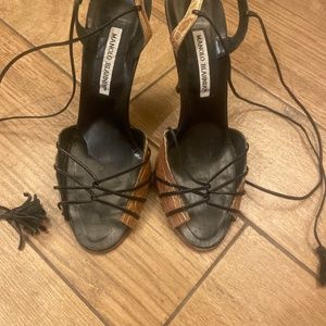 Manila Blahnik 3” heels